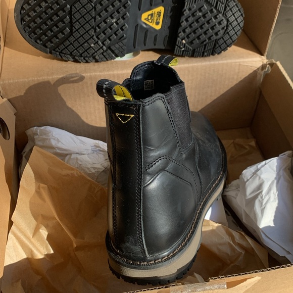 ACE Work boots/ steel toe/ anti slip WORN ONCE to try on - Picture 6 of 6